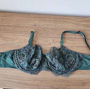 Victoria's secret green gold underwire bra 32dd